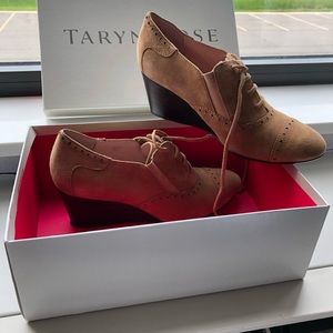 Taryn Rose suede oxford wedge shoe